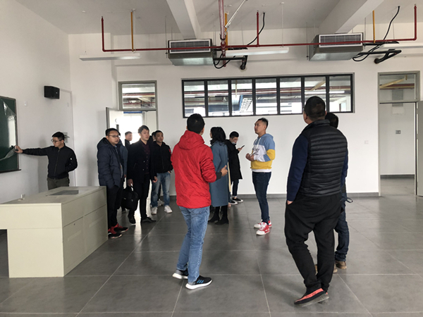 1554517082128768.jpg 参观2_副本.jpg